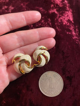 將圖片載入圖庫檢視器 2025 Europe 80-90s vintage earrings(2025EVE10)