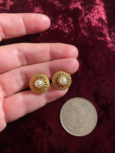 將圖片載入圖庫檢視器 2025 Europe 80-90s vintage earrings(2025EVE14)