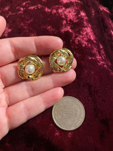 將圖片載入圖庫檢視器 2025 Europe 80-90s vintage earrings(2025EVE24)